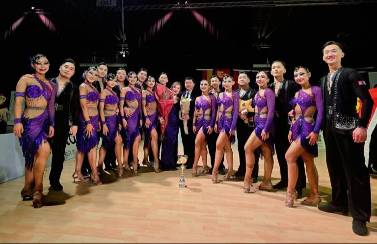 “Star” хамтлагийнхан “Latin Formation” бүжгийн дэлхийн аварга шалгаруулах тэмцээнд амжилттай оролцлоо